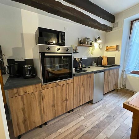 "La Petite Maison" Triplex Au Centre Ville - Les Terres Du Roy Avallon Zewnętrze zdjęcie