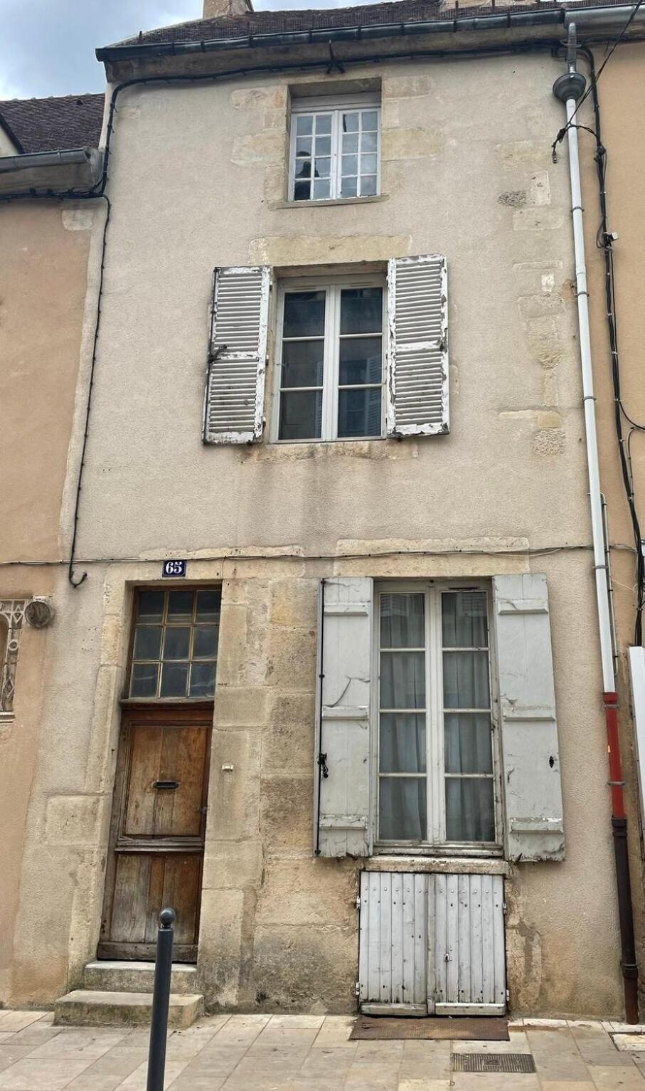 "La Petite Maison" Triplex Au Centre Ville Avallon Zewnętrze zdjęcie