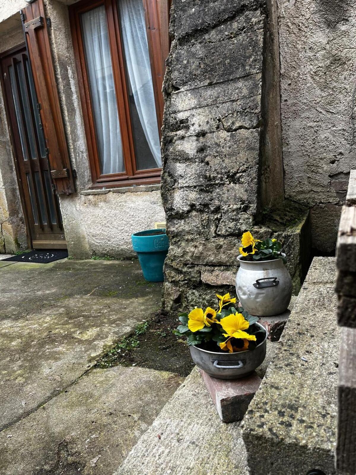 "La Petite Maison" Triplex Au Centre Ville - Les Terres Du Roy Avallon Zewnętrze zdjęcie