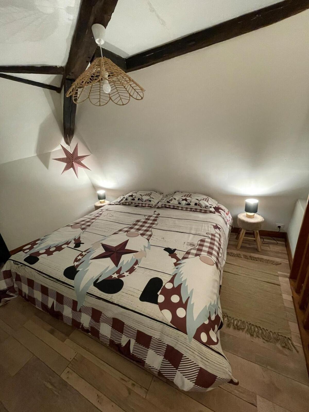 "La Petite Maison" Triplex Au Centre Ville - Les Terres Du Roy Avallon Zewnętrze zdjęcie